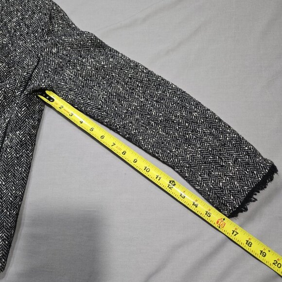 Doncaster Collection Blazer‎ Women's Size 8P Black Tweed Fringe Wool Blend - Picture 16 of 16